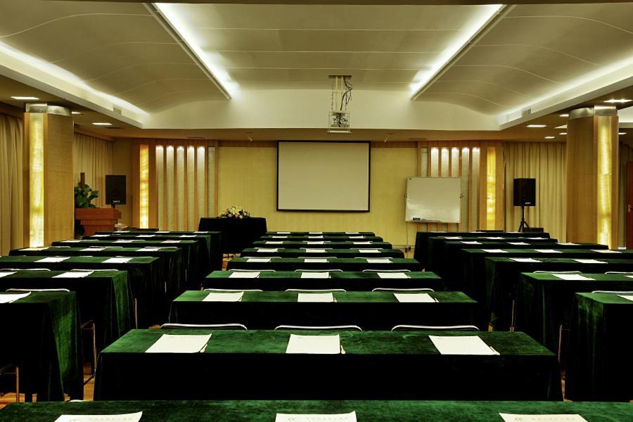 Shenzhen Luohu Hongfeng Hotel Extérieur photo